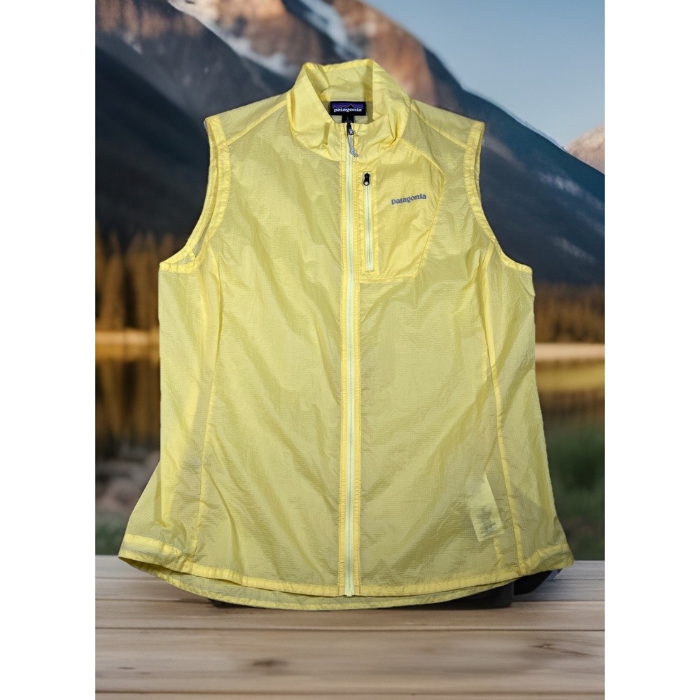 Patagonia Houdini Vest Women's L Lemon Zest Featherweight Nylon Ripstop Packable